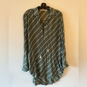 Short dress or long top w/lace detail.